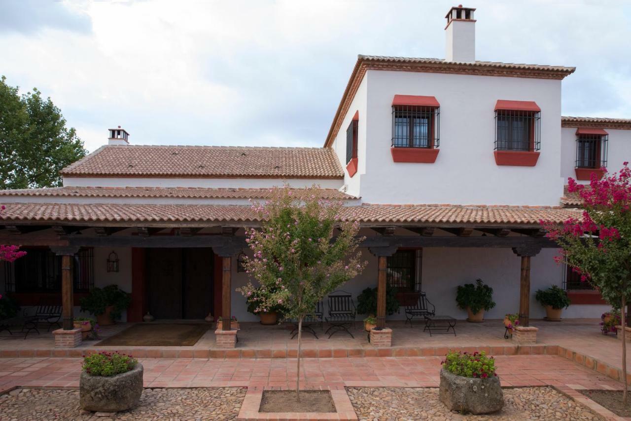 Hotel Rural Las Tejuelas Valdecaballeros Bagian luar foto
